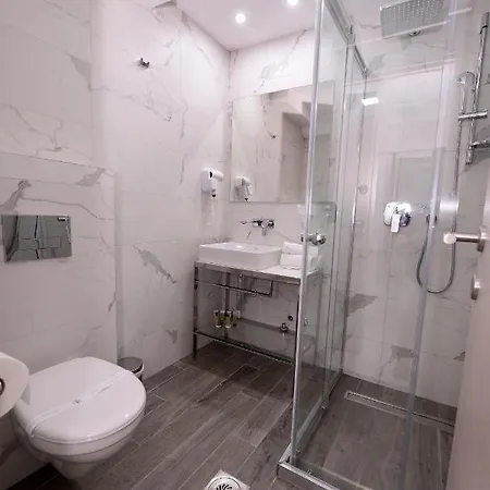 公寓 Alexandar Square *