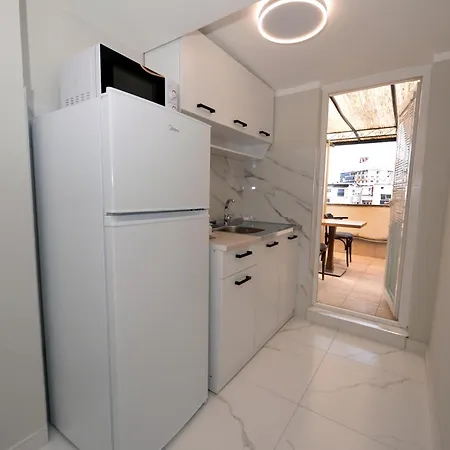 Alexandar Square Apartment *